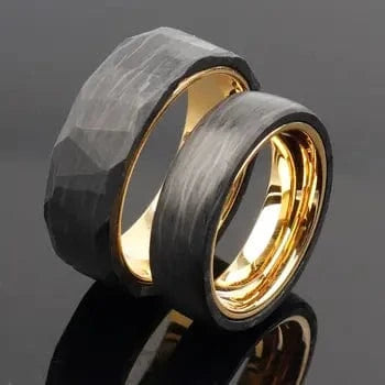 Ring POYA 8mm Black Hammered Forged Carbon Fiber Gold Plated Tungsten Inlay Wedding Band for Men Horaclek Tungsten